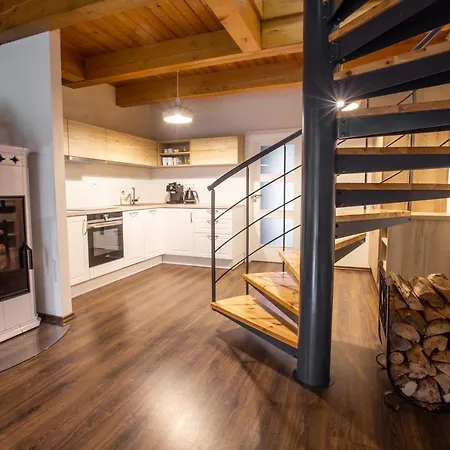 - Apartmán *