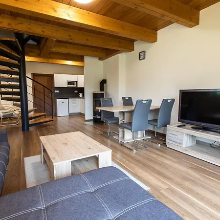 Pod Zakletym - Apartman *