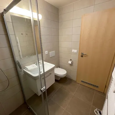 Apartman Pod Zakletym - *