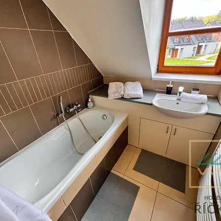 Apartman Pod Zakletym - *