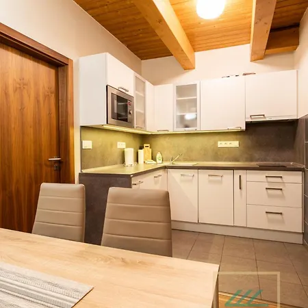 Apartment Pod Zakletym - *